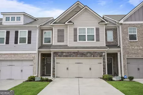 7637 Avalon Blvd, Fairburn, GA 30213