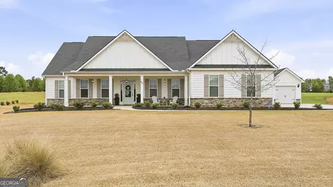 66 Chapman Farm Rd, Senoia, GA 30276