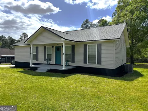 Exterior - 365 Skyline Blvd, Lyons, GA 30436 photo 1 of 5