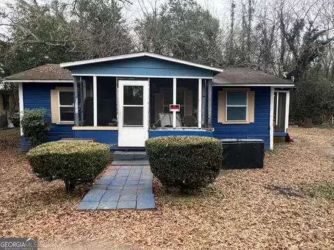 302 Cotton Ave, Marshallville, GA 31057