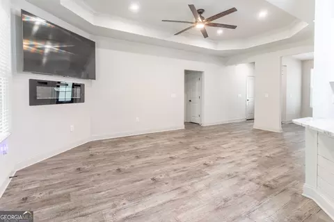 Living - 281 Ruby Ln, Commerce, GA 30530 photo 7 of 8