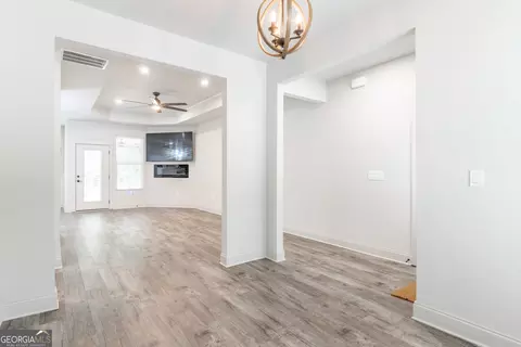 Entry Way - 281 Ruby Ln, Commerce, GA 30530 photo 2 of 6