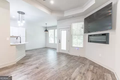 Living - 281 Ruby Ln, Commerce, GA 30530 photo 6 of 8