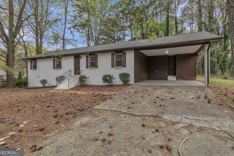 5521 E Wind Dr SW, Lilburn, GA 30047
