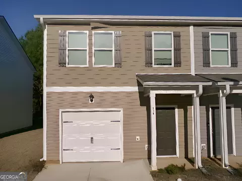 318 NW Oakwood Dr, Milledgeville, GA 31061