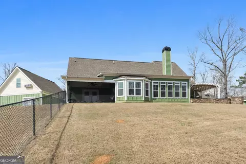 Exterior - 150 Crestview Rd, Jackson, GA 30233 photo 7 of 17