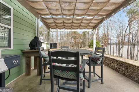 Exterior - 150 Crestview Rd, Jackson, GA 30233 photo 11 of 17