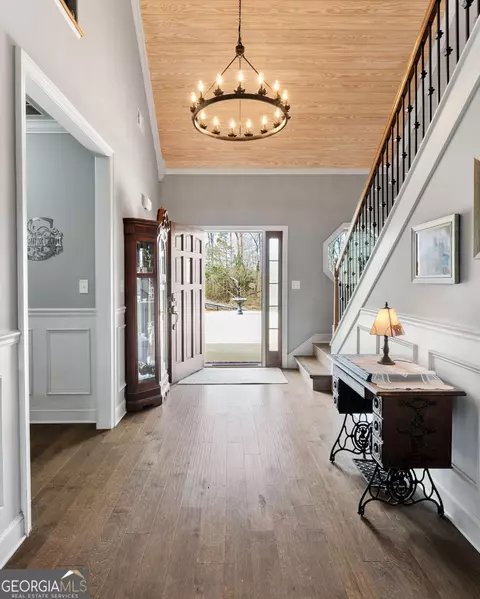 Entry Way - 150 Crestview Rd, Jackson, GA 30233 photo 2 of 12