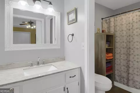 Bath - 112 Bridget Dr, Hampton, GA 30228 photo 1 of 2
