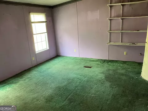 Living - 1101 Sunshine Rd, Toccoa, GA 30577 photo 3 of 3