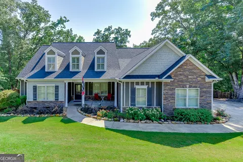 2858 Shadowstone Way, Winder, GA 30680