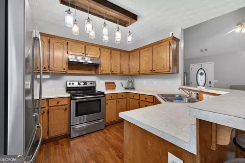 Kitchen - 846 Campbell Rd, Covington, GA 30014 photo 2 of 3