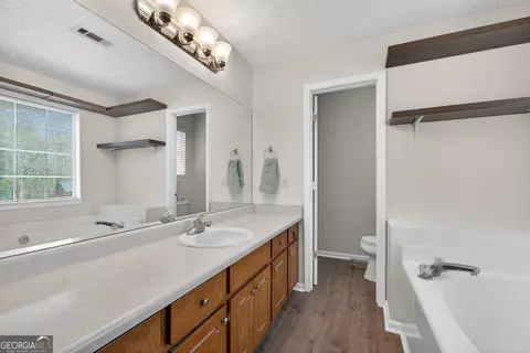 Bath - 846 Campbell Rd, Covington, GA 30014 photo 1 of 5