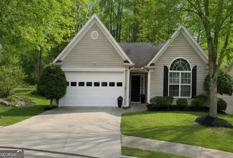 11 Winter Ln, Newnan, GA 30265