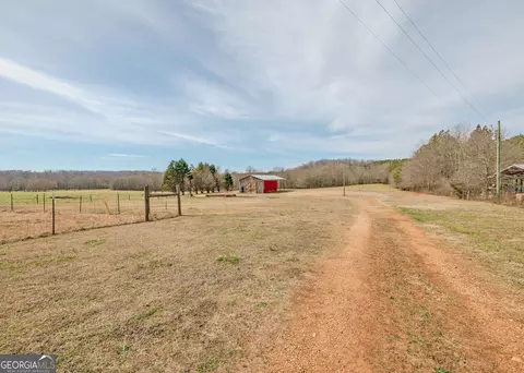 Exterior - 1363 Mcfarlin Bridge Rd, Carnesville, GA 30521 photo 3 of 8