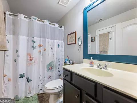 Bath - 2939 Estate View Ct, Dacula, GA 30019 photo 6 of 6