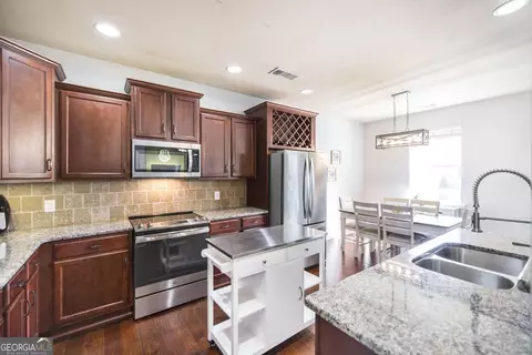 Kitchen - 400 Ansley Ave, Perry, GA 31069 photo 4 of 4