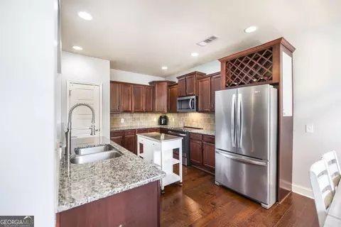 Kitchen - 400 Ansley Ave, Perry, GA 31069 photo 1 of 4