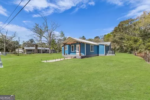 424 Gilford St, Jesup, GA 31546