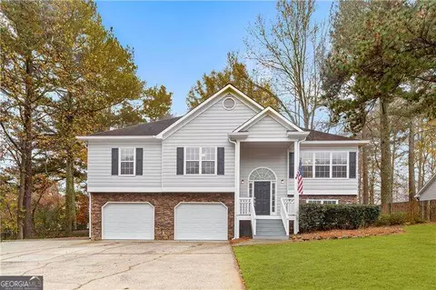 5907 Seven Oaks Dr, Powder Springs, GA 30127