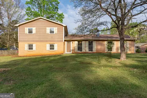 2993 E Howell Dr, Lawrenceville, GA 30044