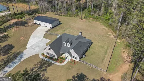 1881 Bohannon Rd, Grantville, GA 30220