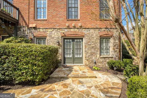 100 Founders Mill Ct, Roswell, GA 30075