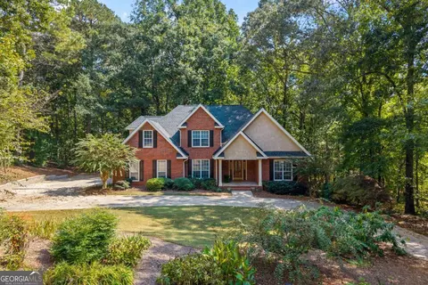 30 Joe Lee Dr, Sharpsburg, GA 30277