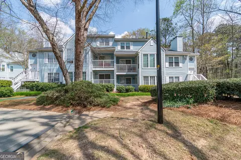 708 Glenleaf Dr, Peachtree Corners, GA 30092