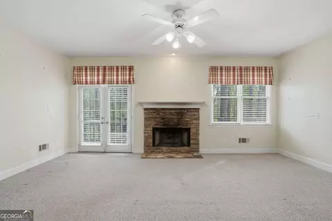 Living - 2915 Pine St, Duluth, GA 30096 photo 4 of 6