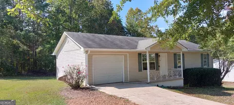 5711 Mcleod St, Lula, GA 30554