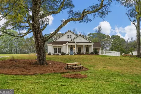 Exterior - 314 Davis Lake Rd, Pine Mountain, GA 31822 photo 2 of 4