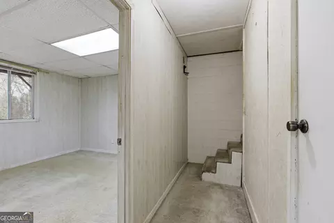 Entry Way - 143 Copperhead Rd, Cornelia, GA 30531 photo 3 of 3