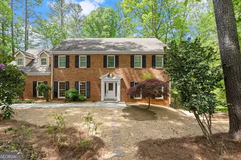 9335 Huntcliff Trce, Atlanta, GA 30350