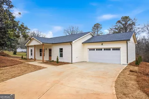 53 Clinic Rd, Tate, GA 30177