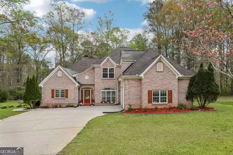 140 Lang Dr, Fayetteville, GA 30214