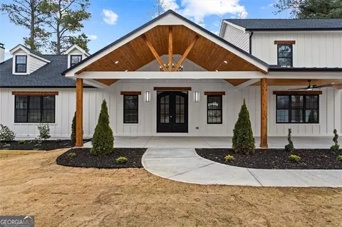 11505 Elkins Rd, Roswell, GA 30076