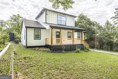 1081 Clay Ave, Macon, GA 31211