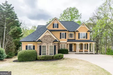 8670 Woodland View Dr, Gainesville, GA 30506