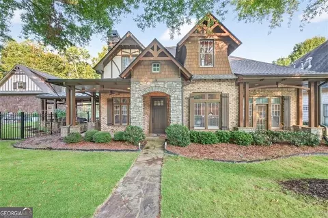 5829 Swinging Gate Rd, Gainesville, GA 30506