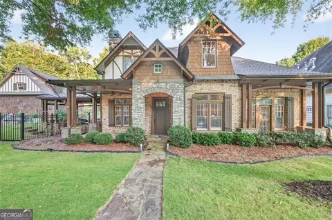 5829 Swinging Gate Rd, Gainesville, GA 30506