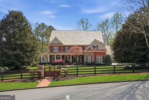 800 Owens Lake Rd, Milton, GA 30004