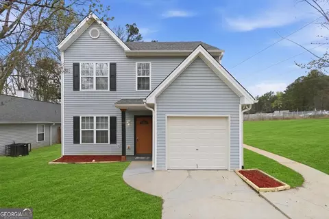 4273 Chestnut Lake Ave, Lithonia, GA 30038