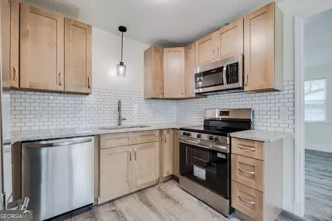 Kitchen - 308 E 4th St, Springfield, GA 31329 photo 2 of 5