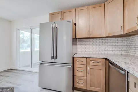 Kitchen - 308 E 4th St, Springfield, GA 31329 photo 4 of 5