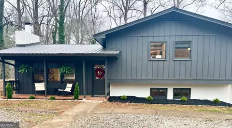 110 Howard Ln, Dahlonega, GA 30533