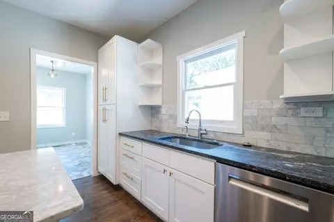Kitchen - Undisclosed, Chamblee, GA 30341 photo 6 of 8