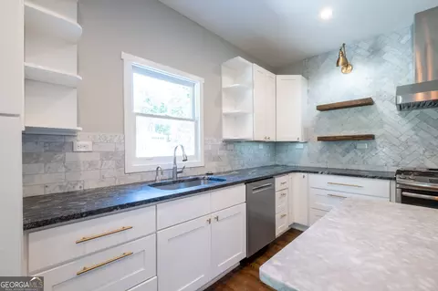 Kitchen - Undisclosed, Chamblee, GA 30341 photo 3 of 8