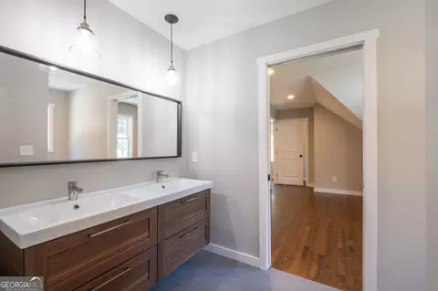 Entry Way - Undisclosed, Chamblee, GA 30341 photo 2 of 3