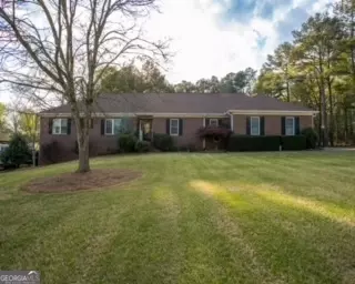 4450 Bay Creek Rd, Loganville, GA 30052